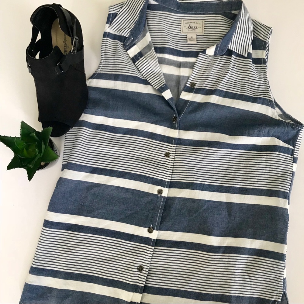Bass Striped Chambray Button Down Tank Size Medium